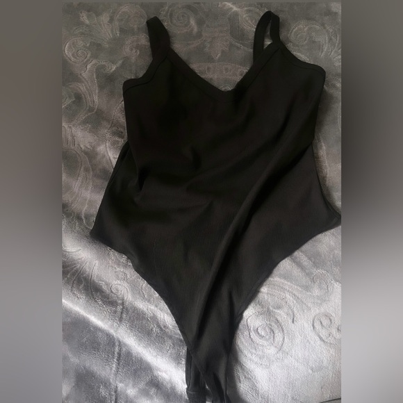 Black Ribbed Bodysuit - Picture 2 of 3